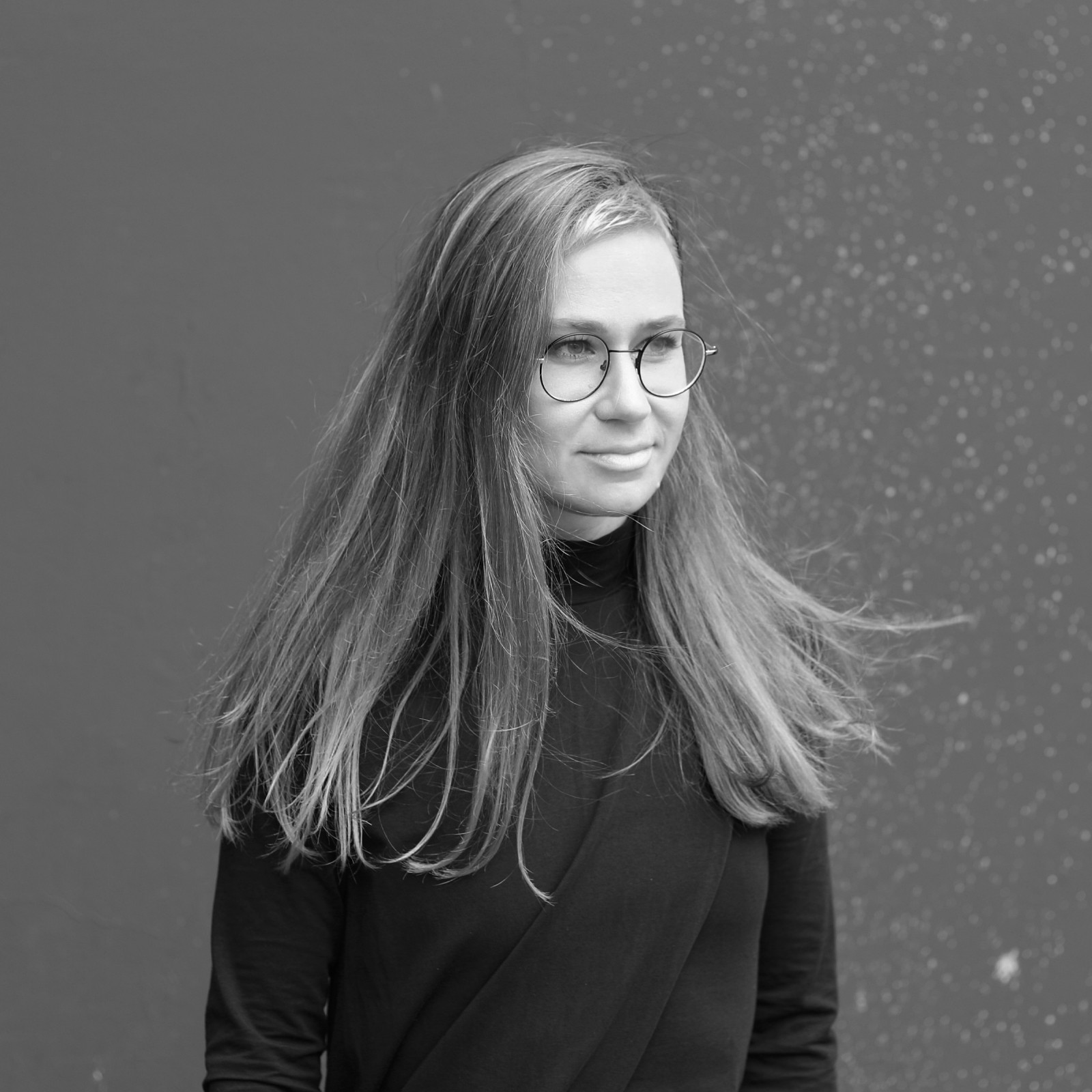 Wat kunnen planten ons leren over technologie? Kunstenares Špela Petrič onderzoekt hoe we plantgegevens anders kunnen lezen. Niet als landbouw data, maar als poëtische en kritische spiegel voor ons digitale tijdperk.